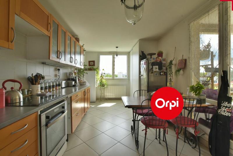 Appartement - 91 m² - 4 pièces