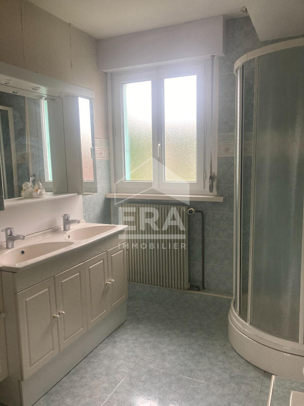 Maison - 144 m² - 7 pièces