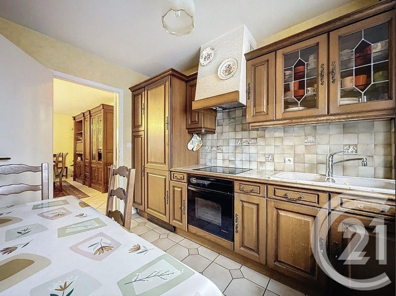 Appartement - 82 m² - 4 pièces