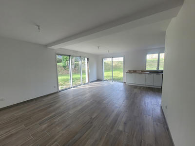 Maison - 126 m² - 5 pièces