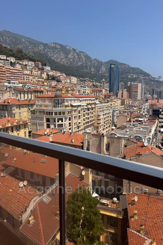 Appartement - 80 m² - 3 pièces