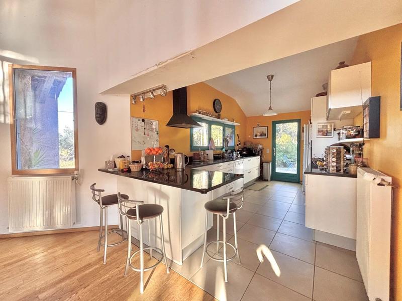 Maison - 190 m² - 6 pièces