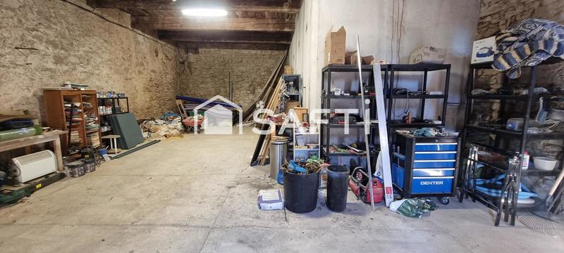 Maison - 240 m² - 7 pièces