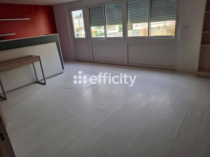 Maison - 186 m² - 7 pièces