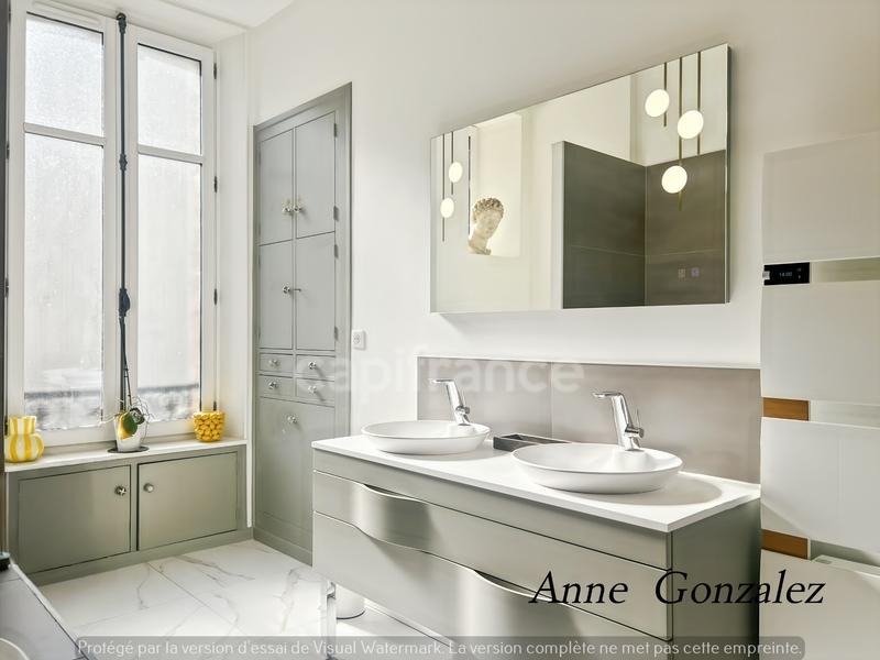 Maison bourgeoise - 237 m² - 9 pièces