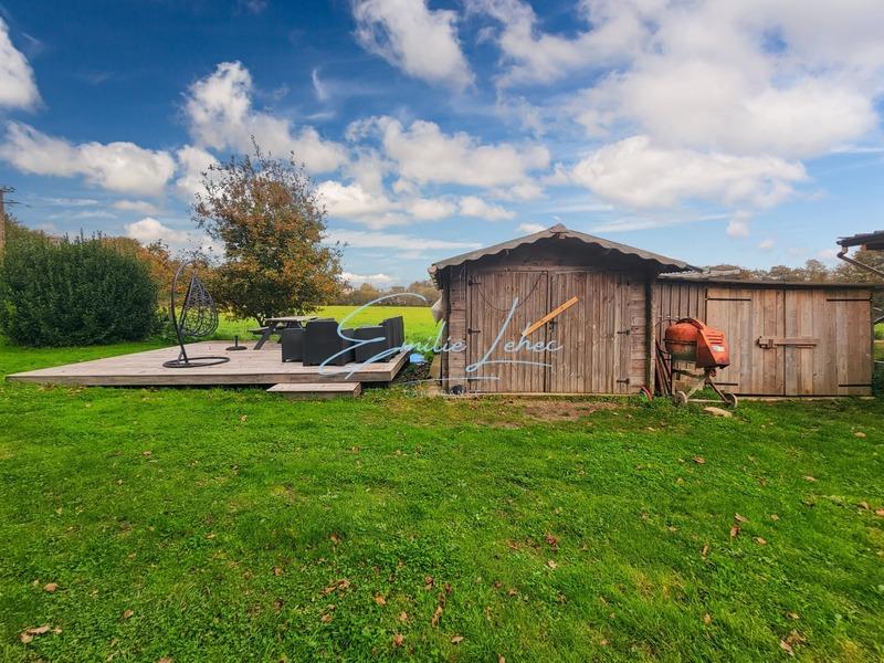 Maison - 180 m² - 8 pièces