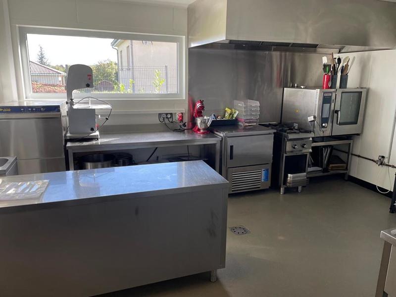 Immeuble - 244 m² - 12 pièces