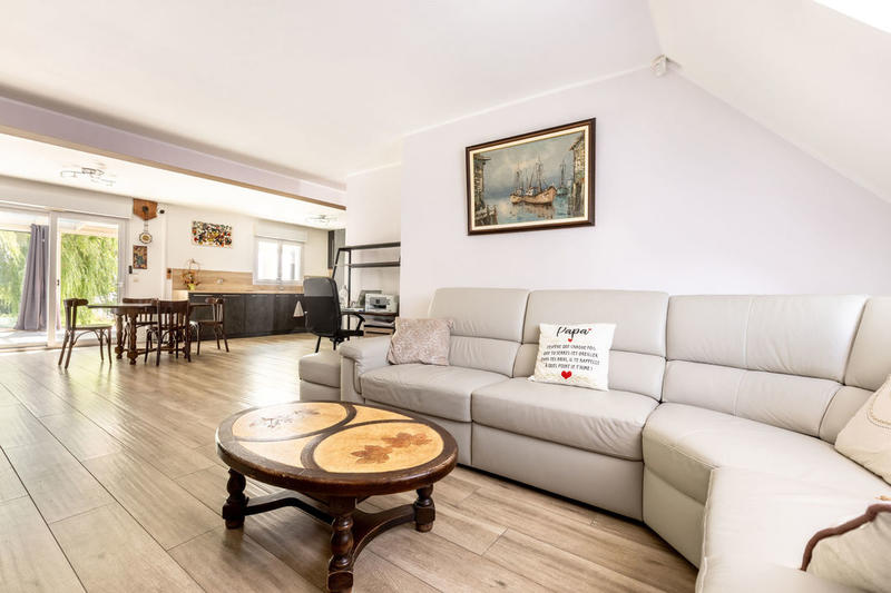 Maison - 165 m² - 6 pièces