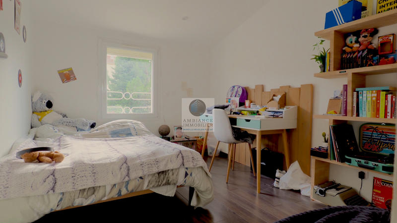 Maison - 101 m² - 6 pièces