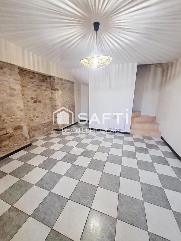 Maison - 94 m² - 6 pièces