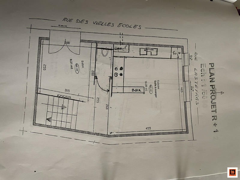 Maison - 90 m² - 5 pièces