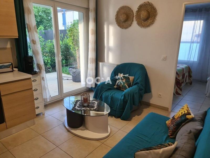 Chambre - 12 m² - 1 pièce