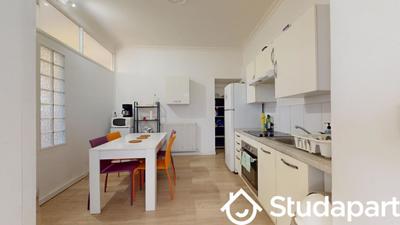 Chambre - 17 m² - 1 pièce