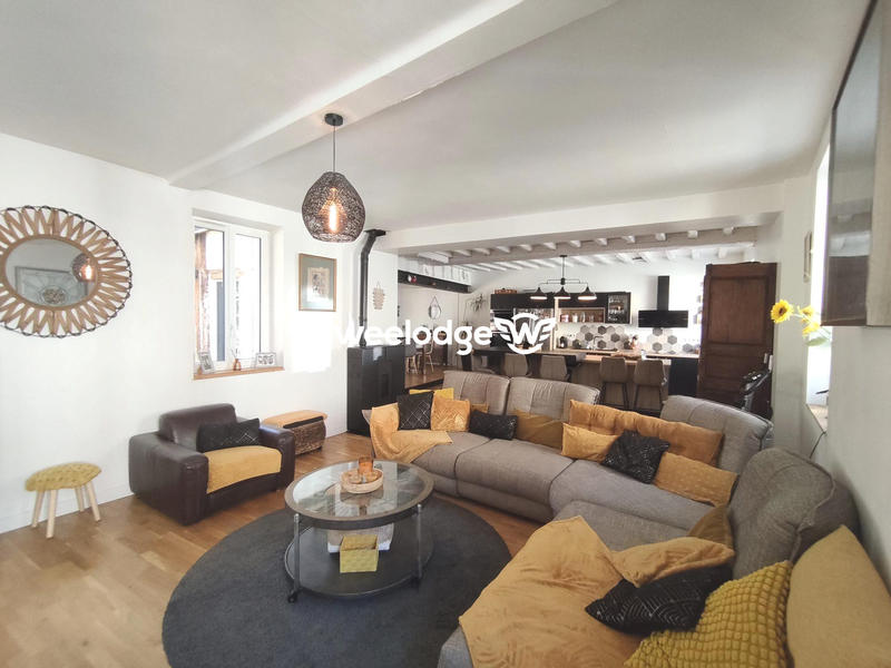 Maison - 171 m² - 7 pièces