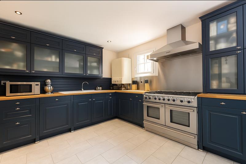 Maison - 166 m² - 7 pièces