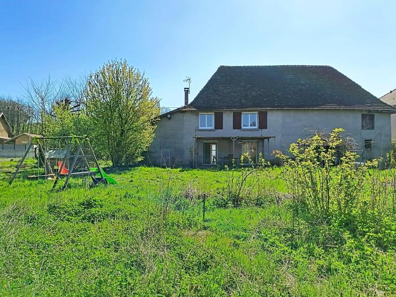 Maison - 111 m² - 5 pièces