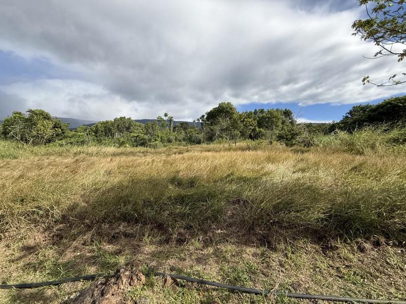 Propriété - 245 m² - 9 pièces