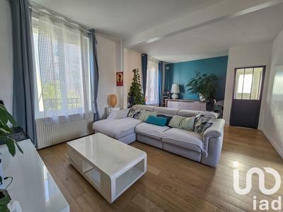 Maison - 97 m² - 6 pièces