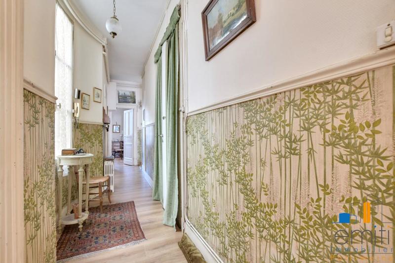 Appartement - 99 m² - 4 pièces