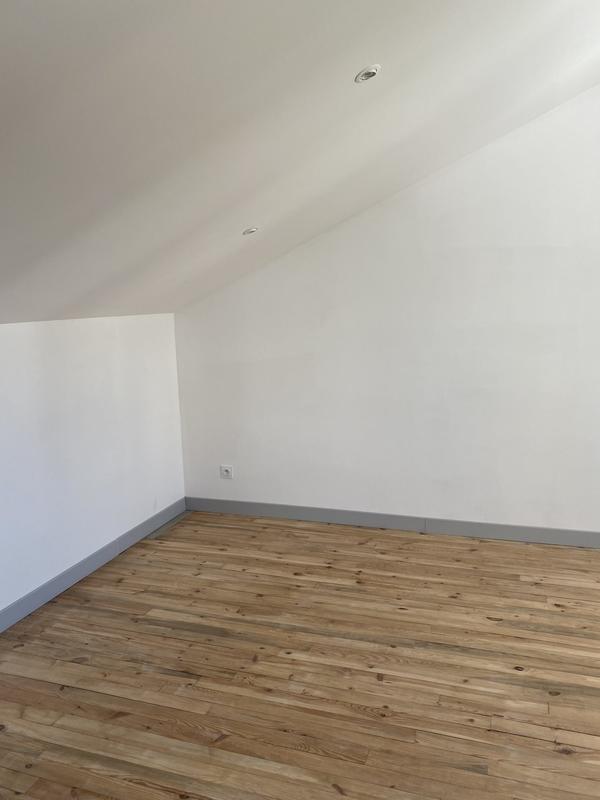 Maison - 111 m² - 6 pièces