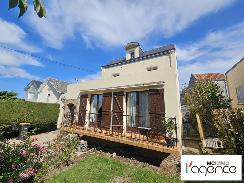 Maison traditionnelle - 133 m² - 5 pièces