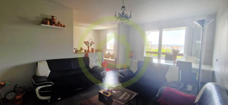 Appartement sur toit - 85 m² - 4 pièces