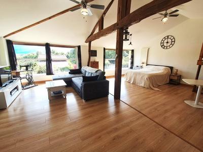 Maison de village - 249 m² - 7 pièces