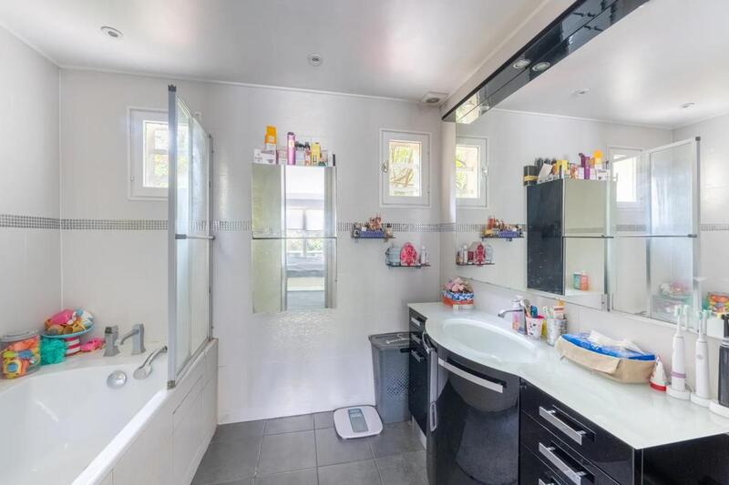 Maison - 125 m² - 7 pièces