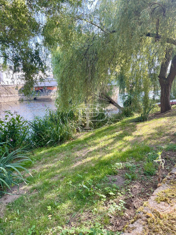 Maison ancienne - 267 m² - 8 pièces