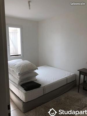 Chambre - 14 m² - 1 pièce
