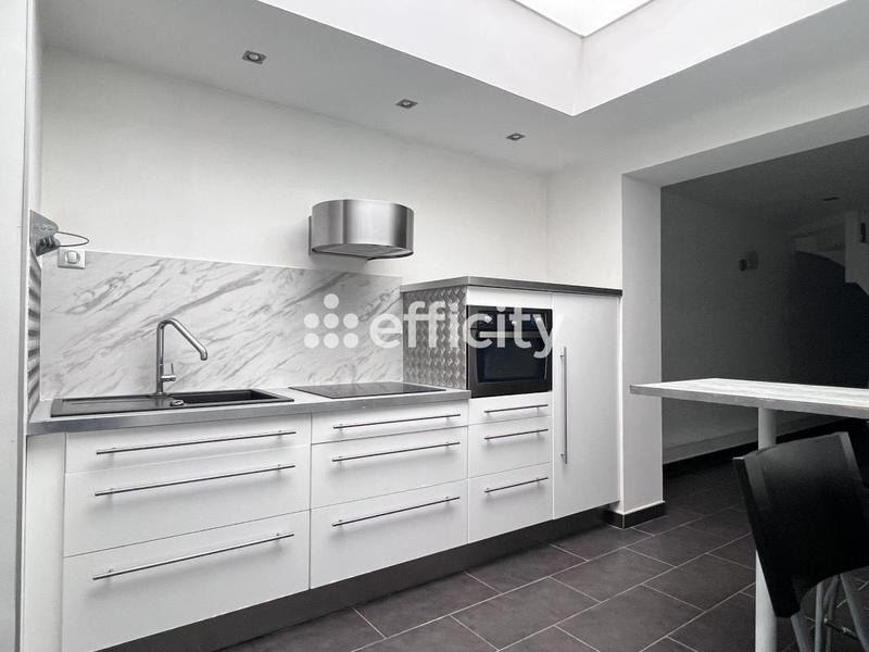 Maison - 85 m² - 5 pièces