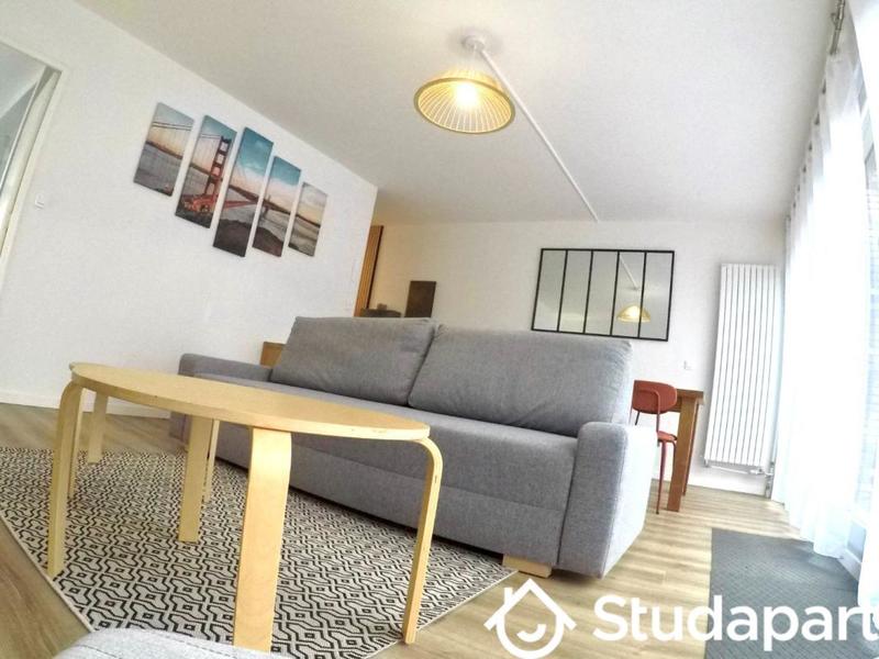 Chambre - 15 m² - 1 pièce