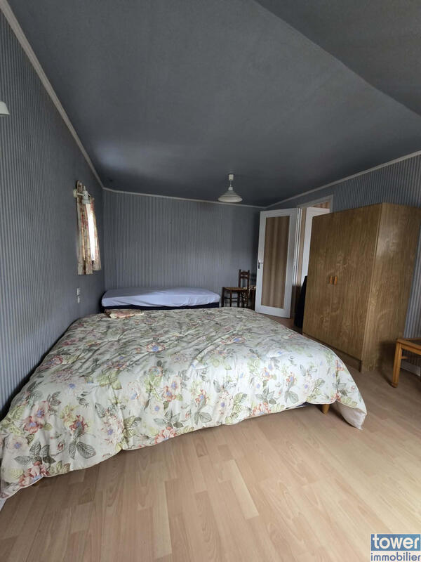 Maison - 145 m² - 7 pièces