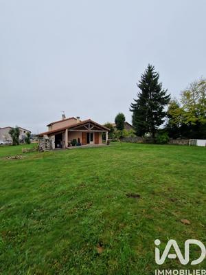 Maison - 87 m² - 5 pièces