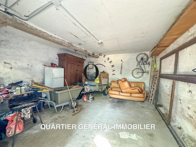 Maison de maîtres - 300 m² - 6 pièces