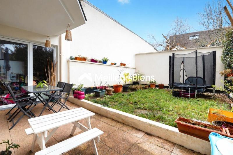 Appartement - 82 m² - 4 pièces