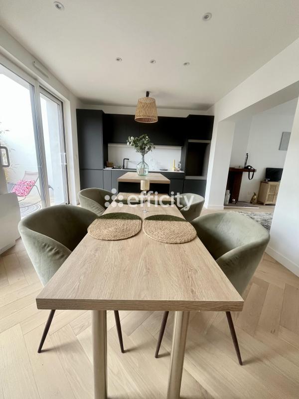 Maison - 126 m² - 5 pièces