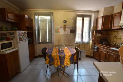 Maison - 94 m² - 4 pièces