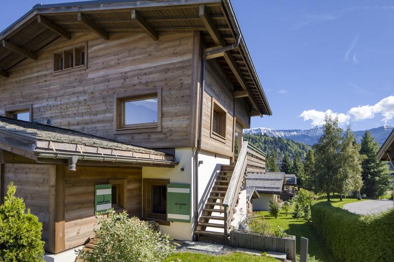 Châlet - 234 m² - 8 pièces