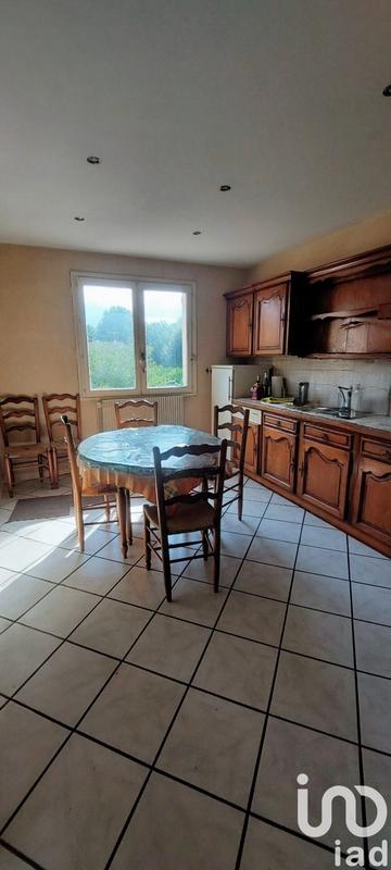 Maison - 192 m² - 8 pièces