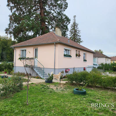 Maison - 75 m² - 5 pièces