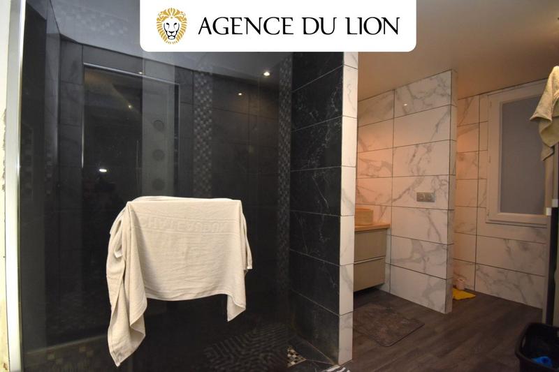 Maison - 111 m² - 6 pièces