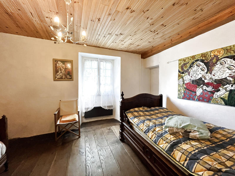 Maison - 271 m² - 14 pièces