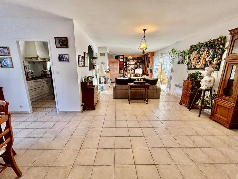 Villa - 137 m² - 4 pièces