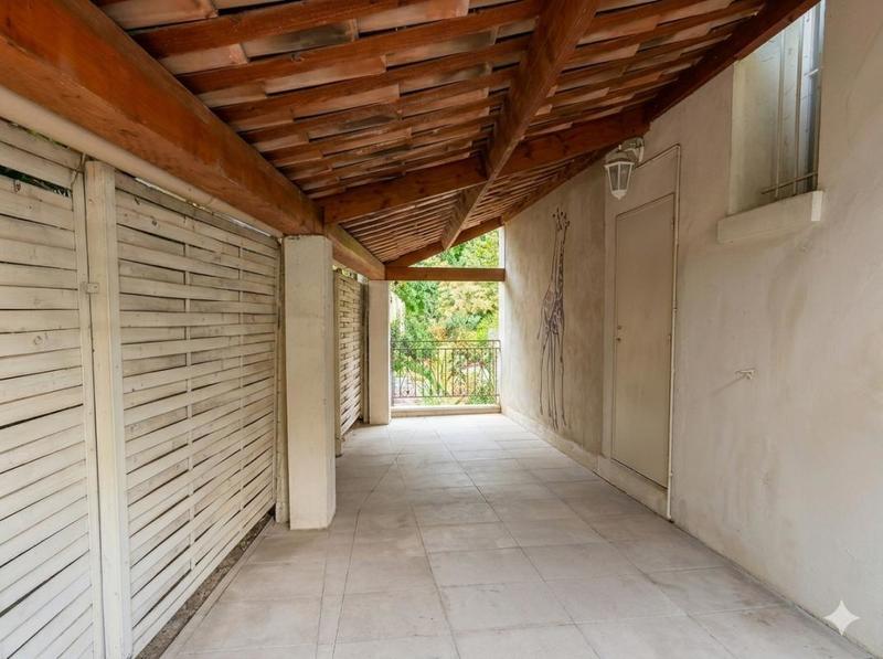 Appartement - 204 m² - 6 pièces