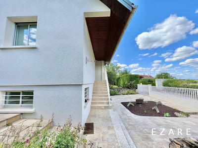 Maison - 142 m² - 5 pièces