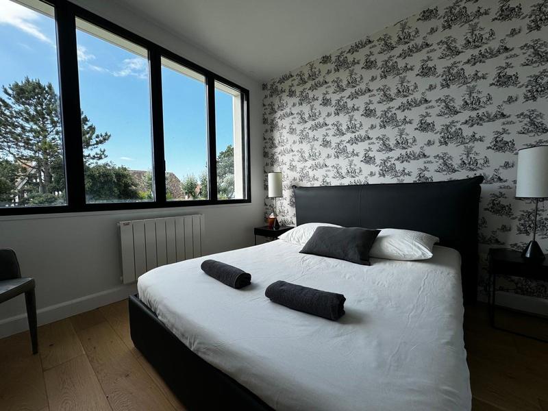 Maison contemporaine - 417 m² - 10 pièces