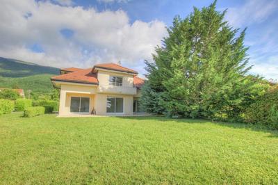 Maison - 158 m² - 5 pièces