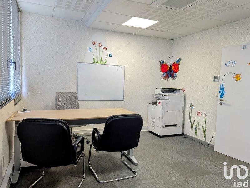 Bureau - 137 m²