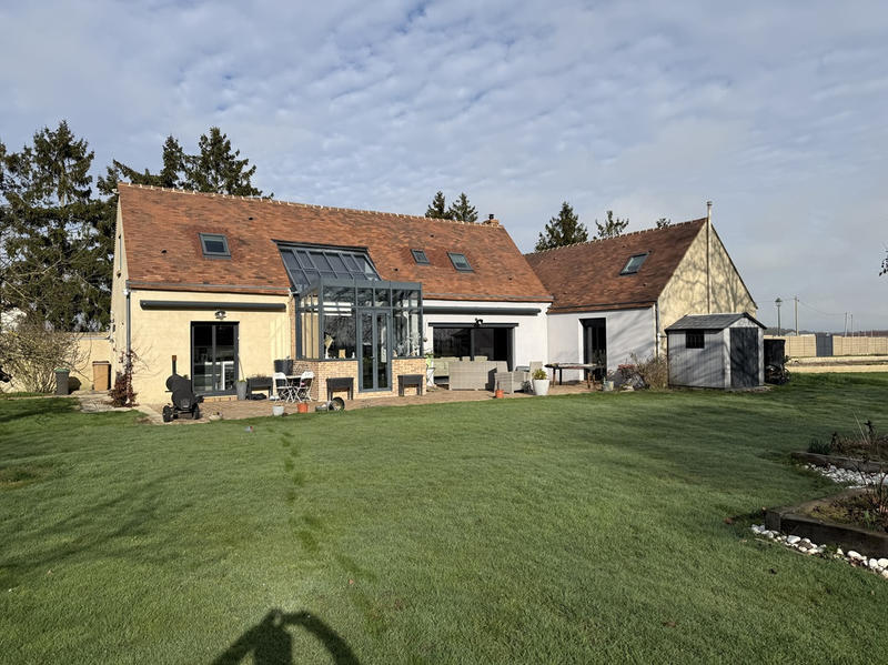 Maison - 189 m² - 8 pièces